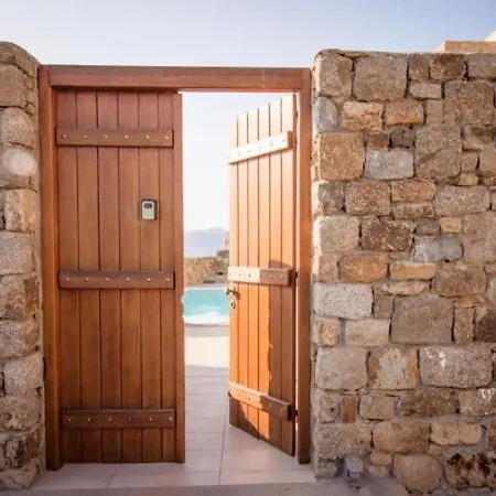 Elite With Pool & Sea View *