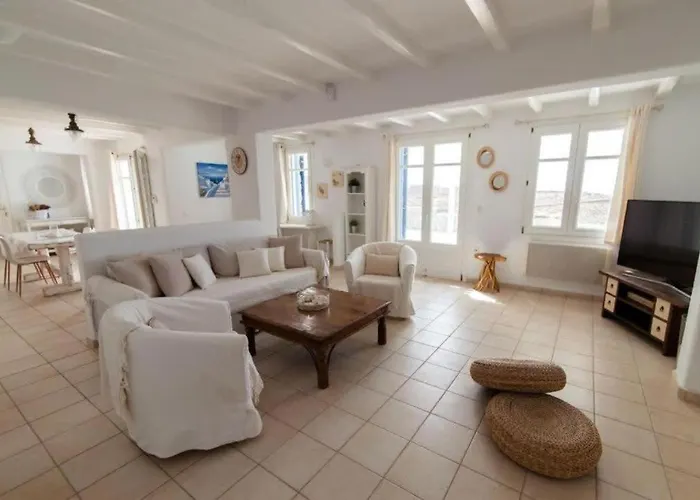 Elite With Pool & Sea View Villa *