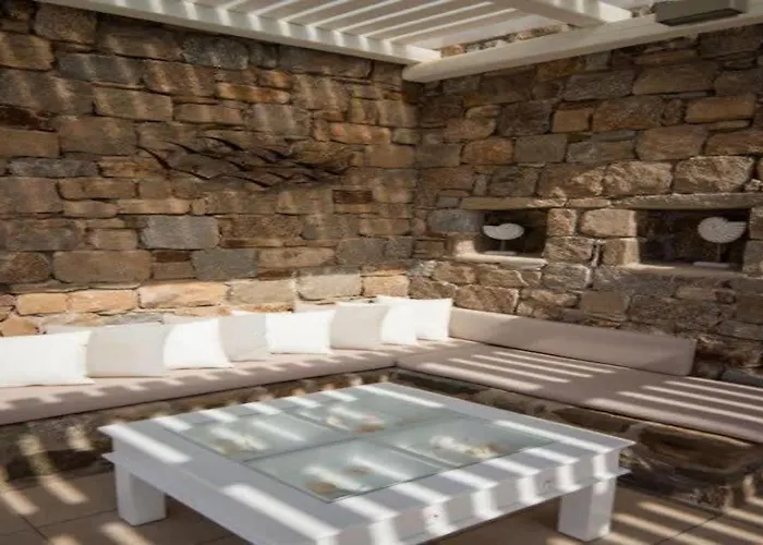 Elite With Pool & Sea View Villa